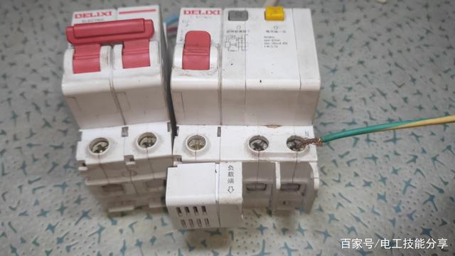 一插插座就跳閘，小毛病而已，按照老電工這個(gè)方法，輕松查故障